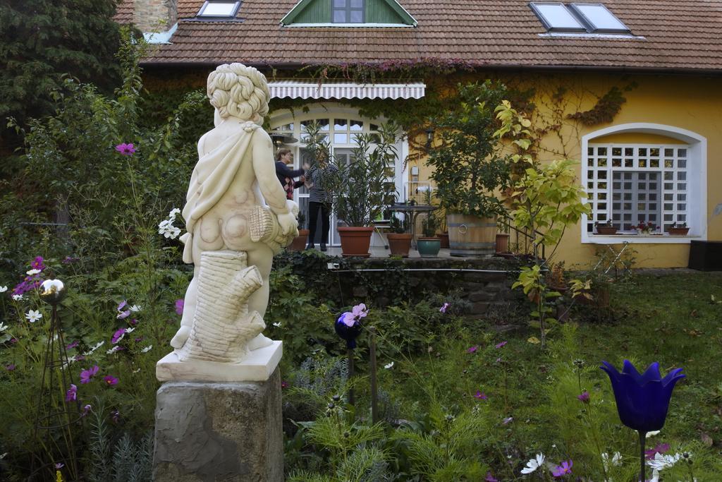 Villa-Magdi Vendégház Révfülöp Exterior foto